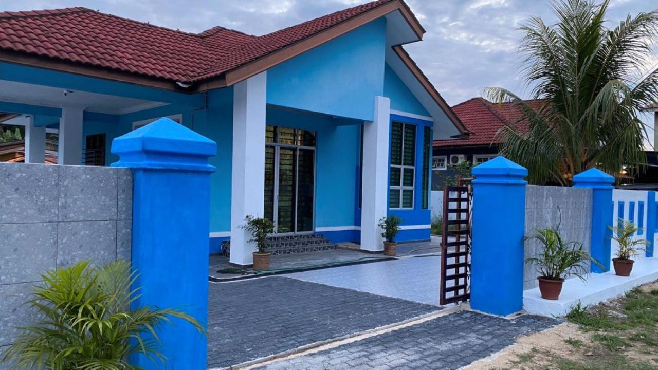 Seri Idaman Guest House Pasir Mas Kültér fotó