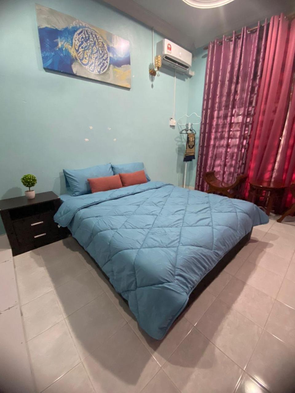 Seri Idaman Guest House Pasir Mas Kültér fotó